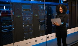 专业黑客的联系电话：如何安全找到合法网络安全专家解决系统漏洞