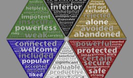 黑客月收入揭秘：合法与非法路径的惊人差异与风险对比