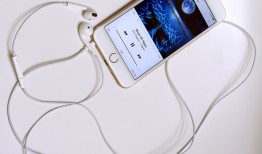 不拿对方手机能查到微信聊天？5种合法远程查看方法全解析