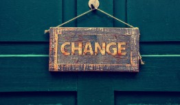 黑客技术人员联系方式：如何安全找到合法专家解决网络安全问题