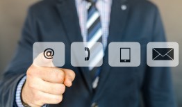 黑客查老公微信聊天记录靠谱吗？法律风险与婚姻信任修复指南