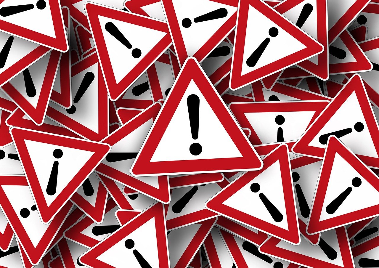 便宜黑客联系方式真的靠谱吗?揭秘风险与安全替代方案 便宜黑客联系方式真的靠谱吗?揭秘风险与安全替代方案