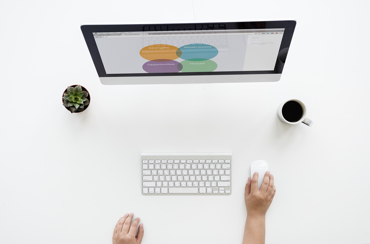 电脑专家在线咨询24小时：随时解决蓝屏死机、系统崩溃等紧急故障，让您安心无忧